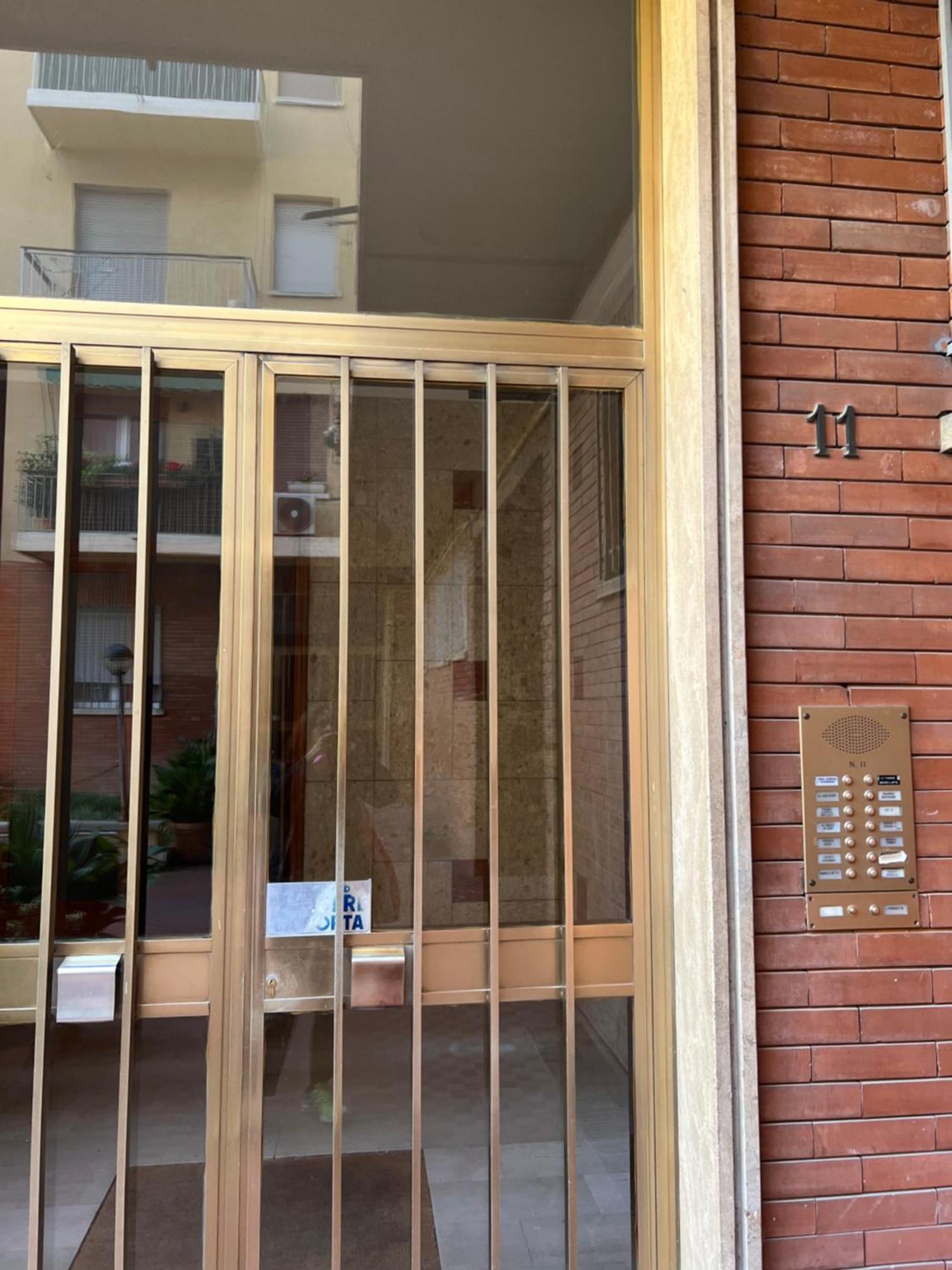 Moonlight Centro Bologna Hotel Exterior photo